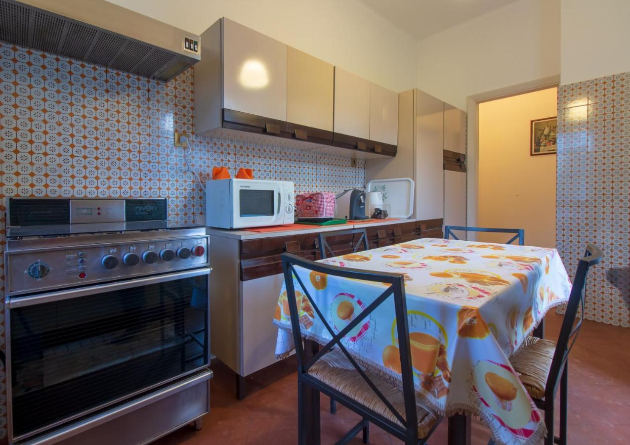 Michelle Apartment Rapallo Bagian luar foto